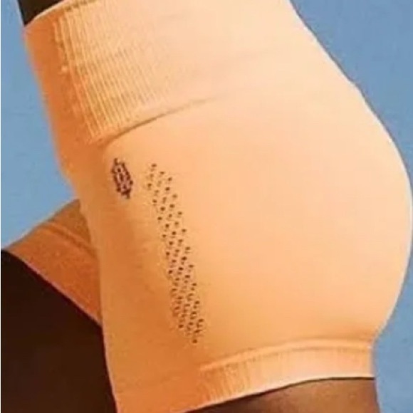 FP Movement Good Karma Running Shorts M/L - Picture 1 of 5